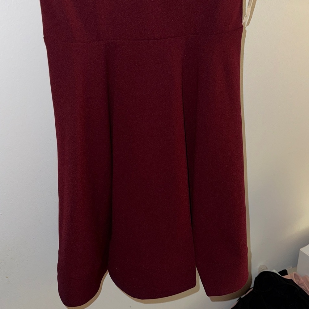 B. Smart Deep Red Dress - Picture 2 of 5